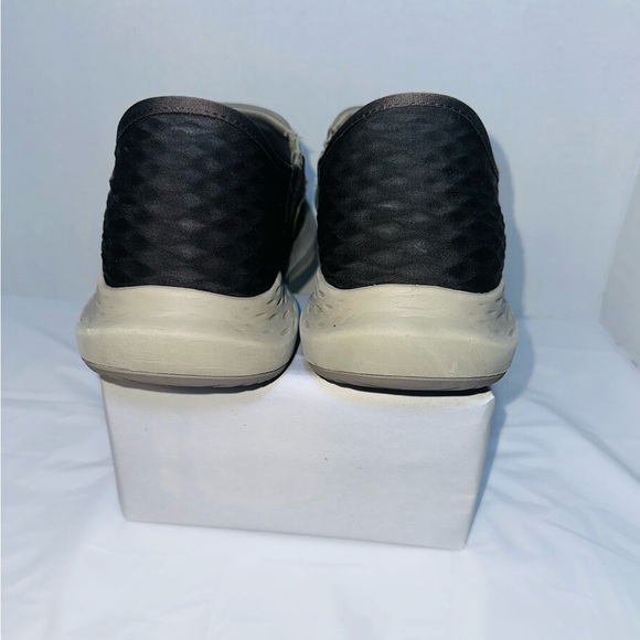 Skechers goga mat Arch Slip-On Men's Casual Slip-On Shoes - Olive and Black - Picture 5 of 8